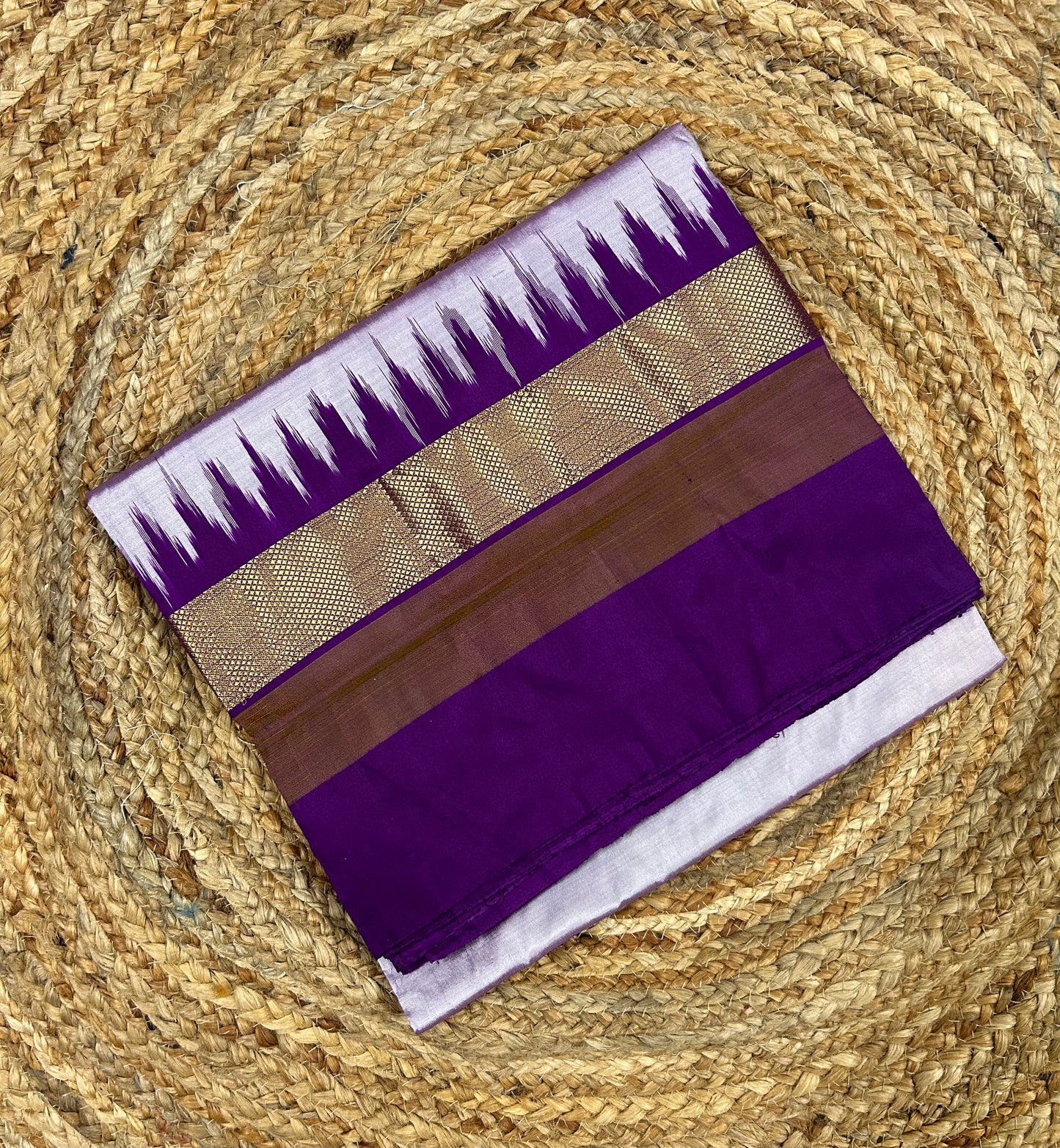 Lavender & Purple Pochampally Pattu Saree