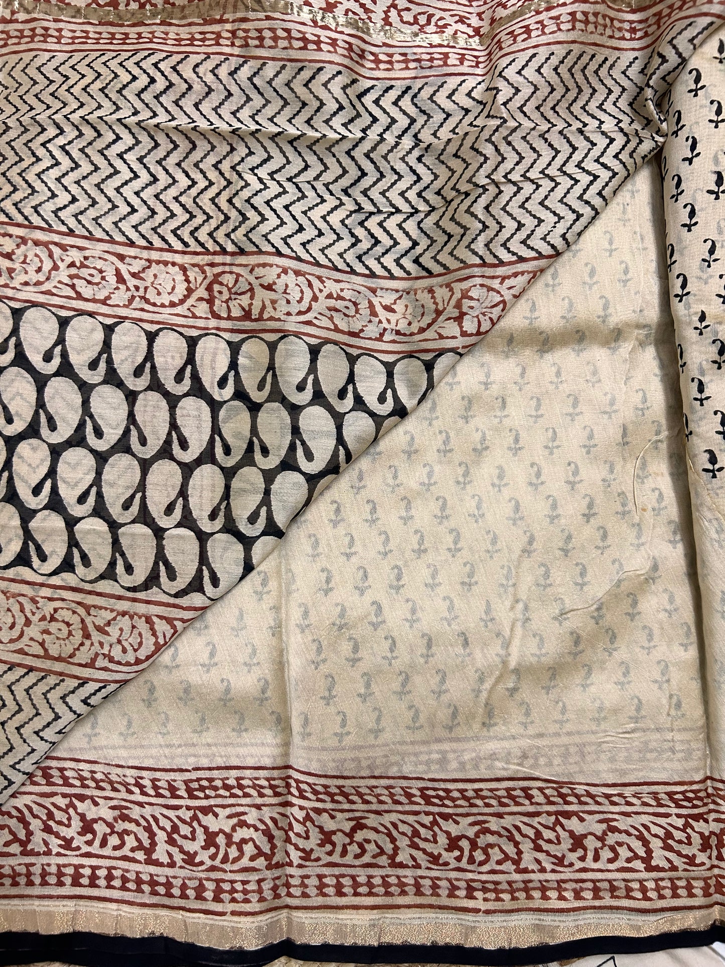 Beige & Black Block-Printed Chanderi Saree