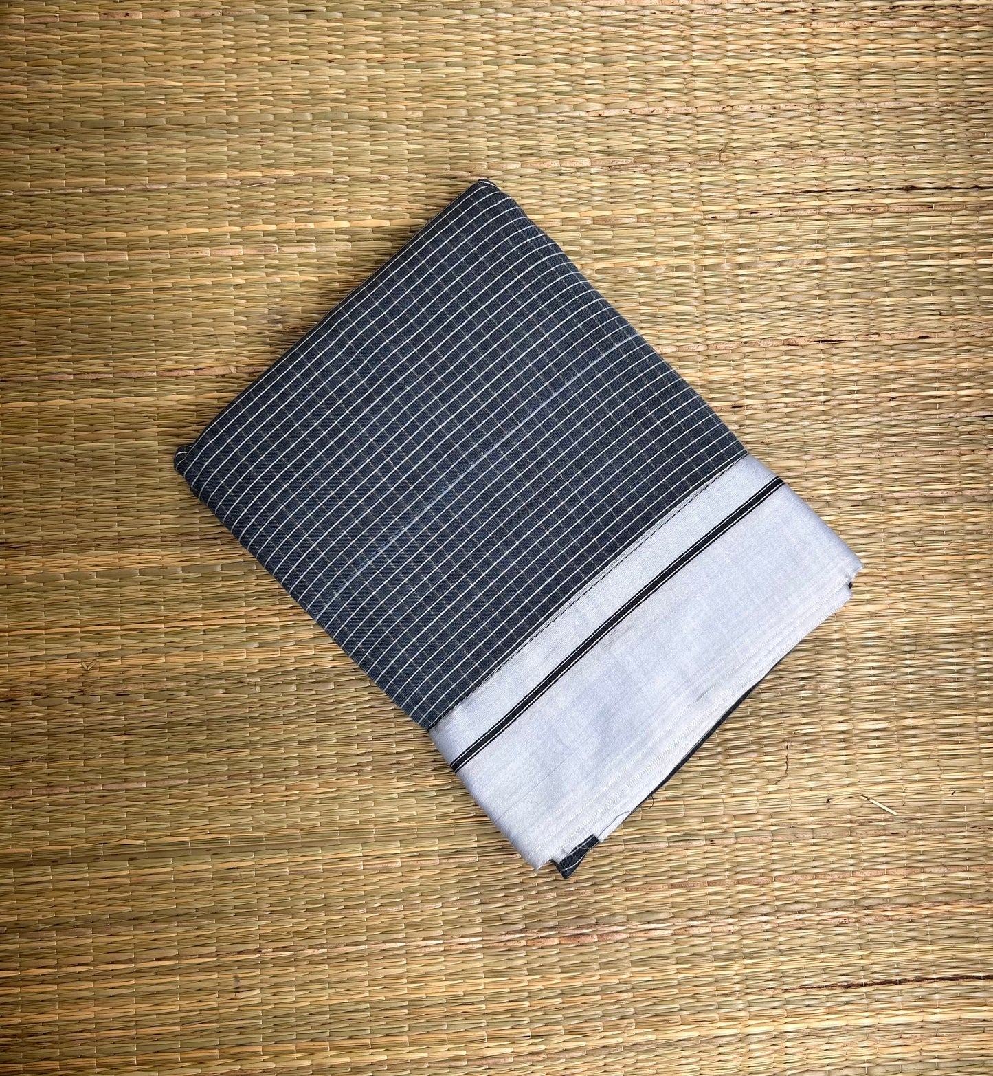 Dark Greyish Blue & Silver Colour Patteda Anchu Saree