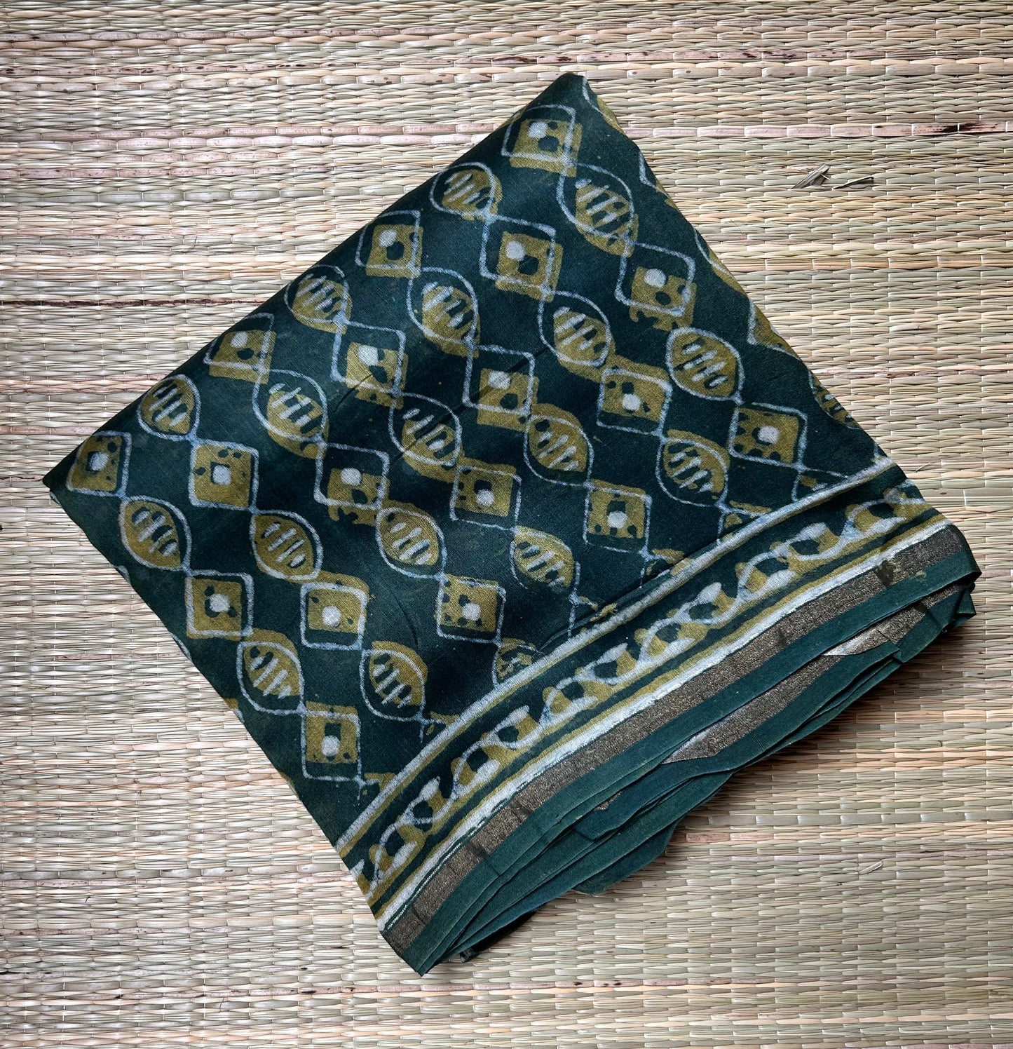 Green Maheshwari Silk Cotton Saree