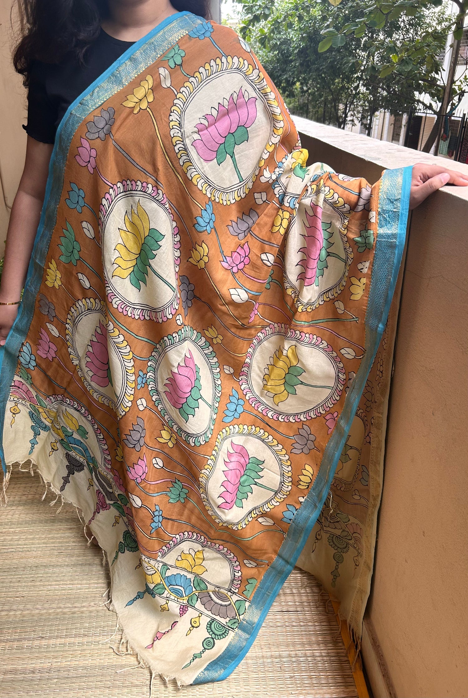 Dupattas