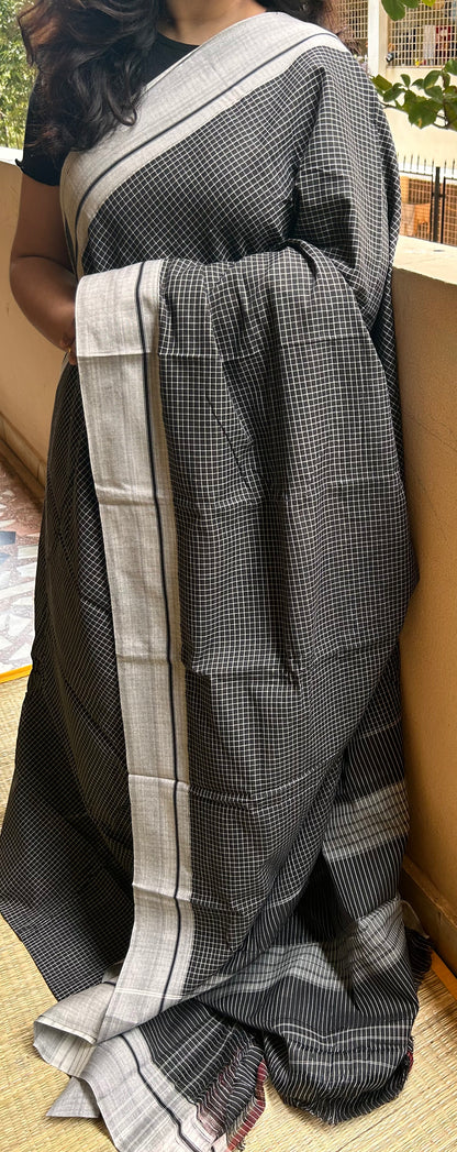 Black & Gray Patteda Anchu Saree