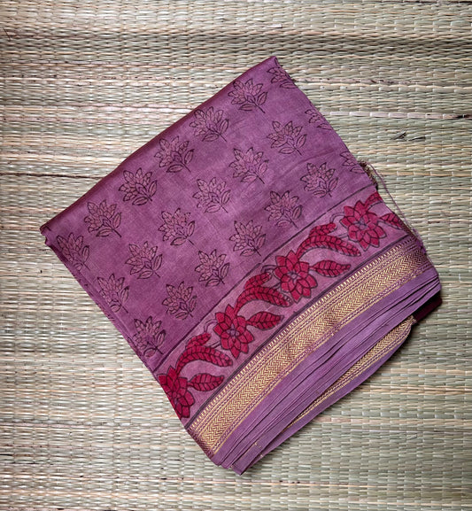 Onion Pink Maheshwari Vanaspati Ajrakh Silk Cotton Saree
